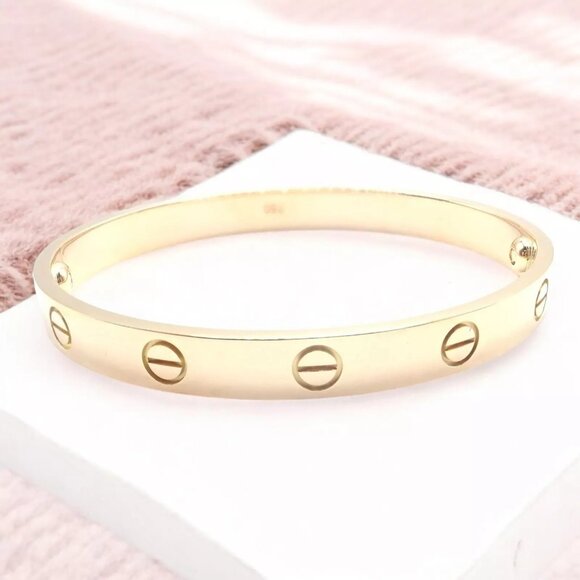 Authentic! Cartier 18k Yellow Gold Love Bangle Bracelet Size 19 Paper - Picture 10 of 10